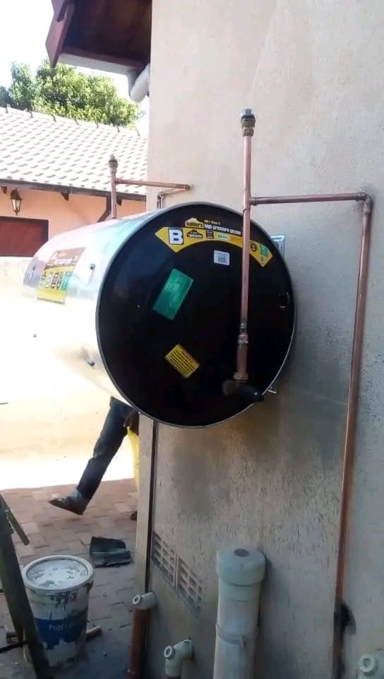 emergency burst gyser repairs (2)