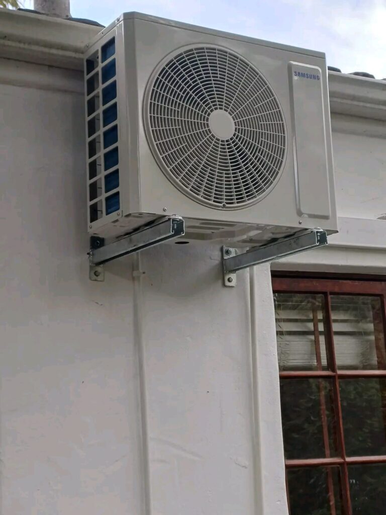 air con technicians